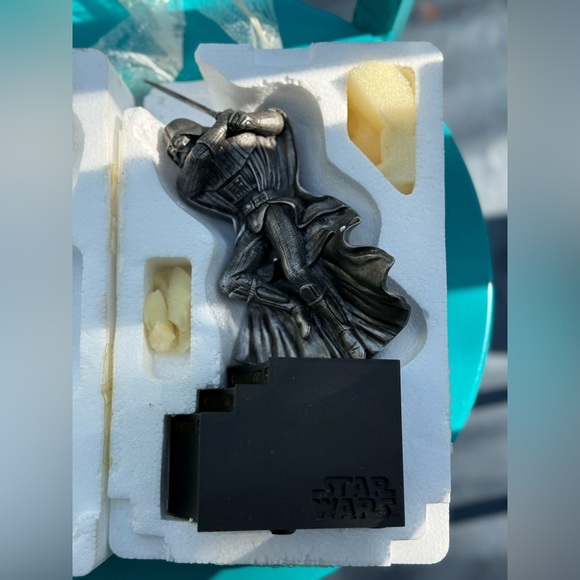 Star Wars Darth Vader Statuette Lighted Base Empire Strikes Back 1263/5000 - Picture 6 of 16